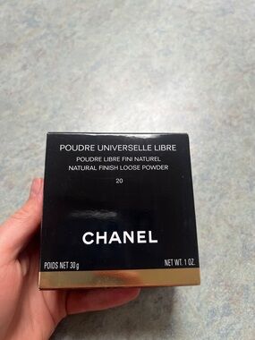 CHANEL loose Powder in shade 20